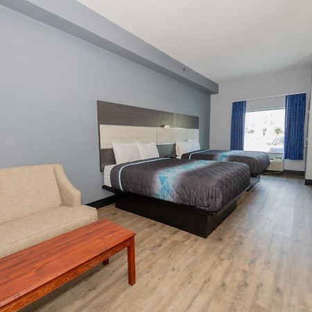 Jamestown Inn & Suites Riverdale Εξωτερικό φωτογραφία