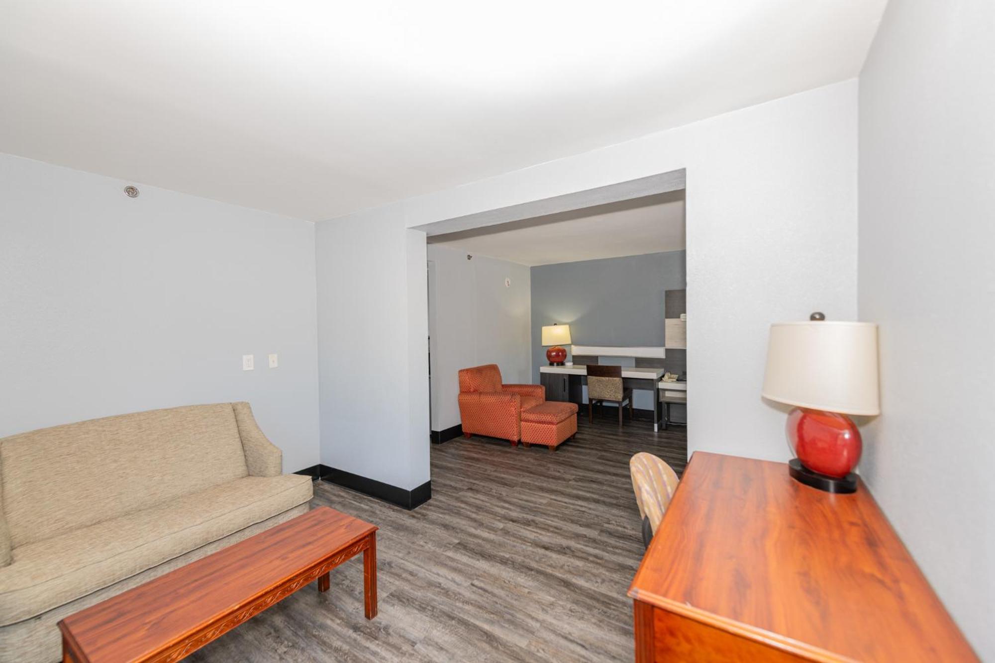 Jamestown Inn & Suites Riverdale Εξωτερικό φωτογραφία
