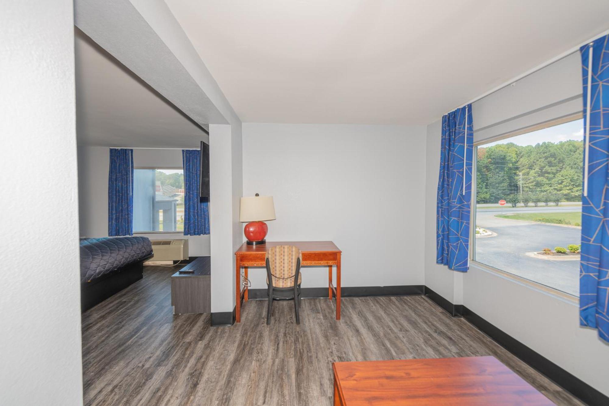 Jamestown Inn & Suites Riverdale Εξωτερικό φωτογραφία