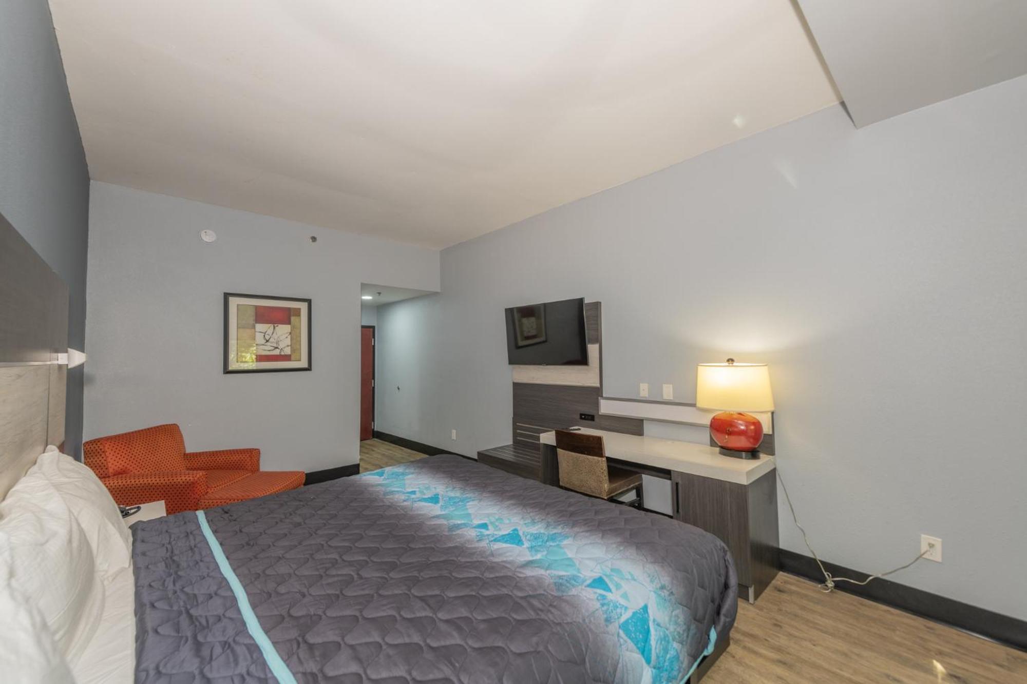 Jamestown Inn & Suites Riverdale Εξωτερικό φωτογραφία